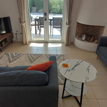 Vila Petra In